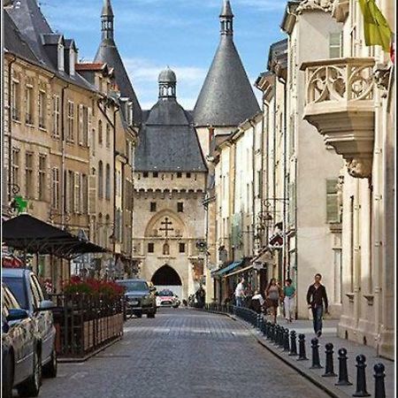 Les Toits Des Cordeliers Appartamento Nancy Esterno foto